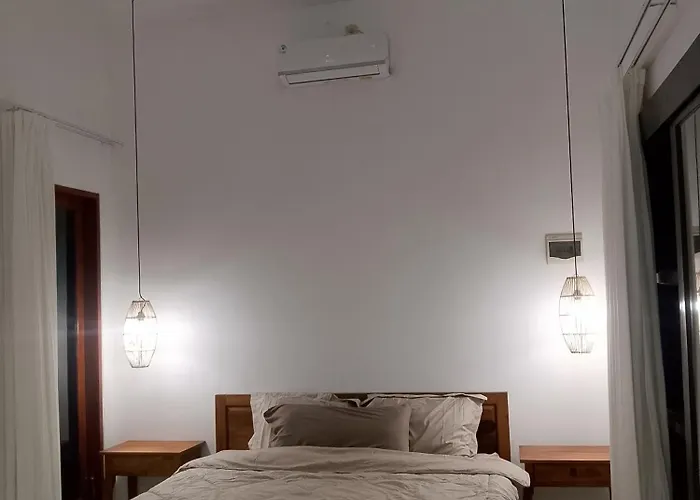 Cinta Villa *