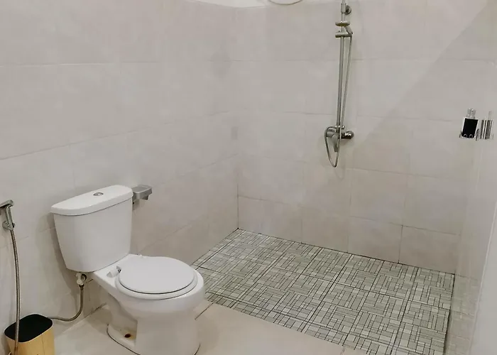 Cinta Villa Lovina