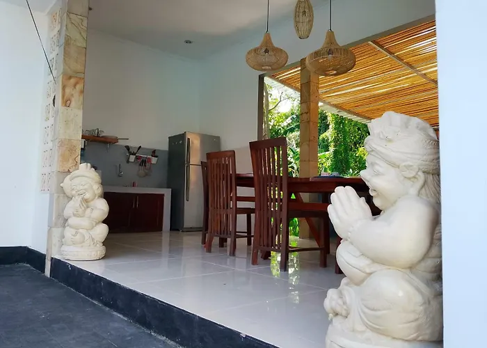 Cinta Villa *